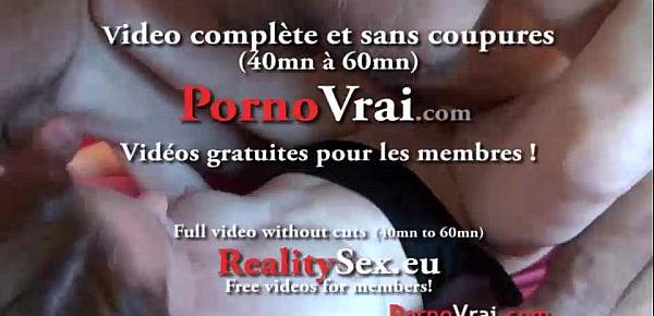  Squirting femme fontaine en gang bang French amateur